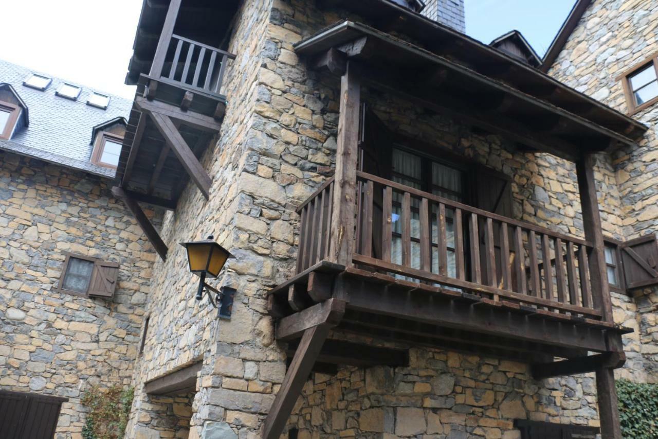 Urbanizacion Linsoles - Benasque Apartment Sahun ภายนอก รูปภาพ